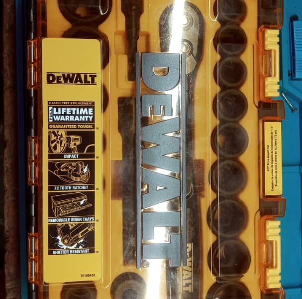 Vendo juego de cubos marca DeWalt en 90 usd..0 km